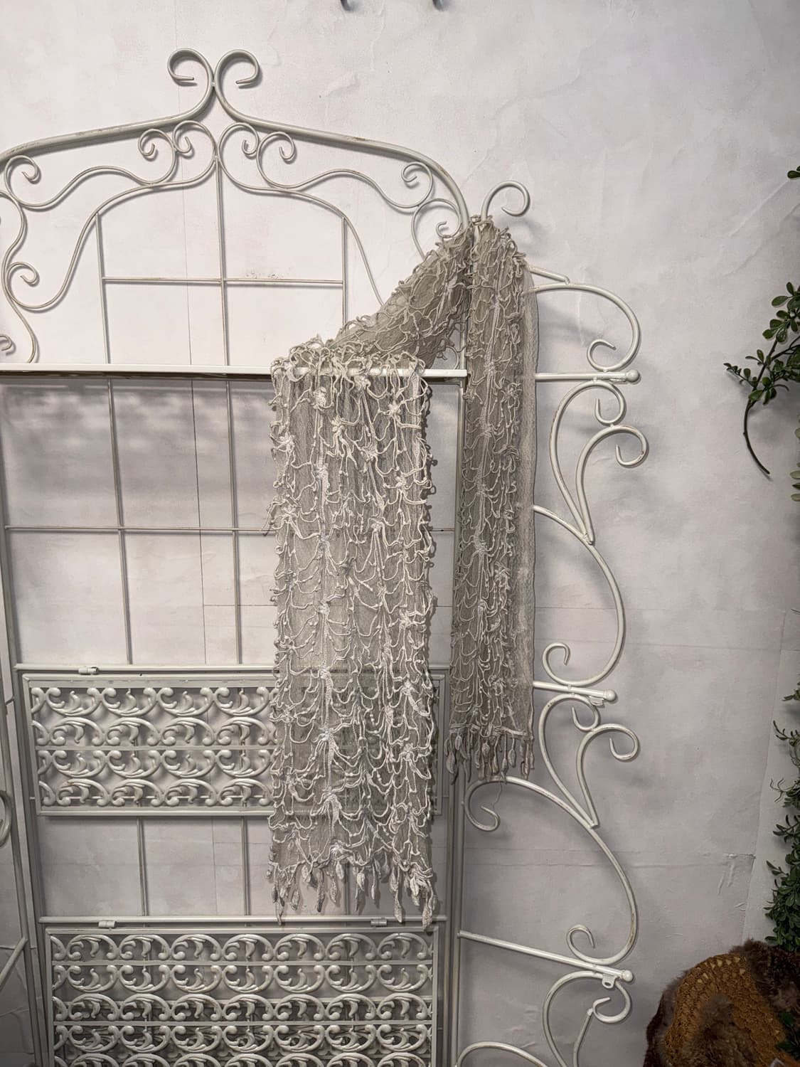 Ash ivory grunge net floral mesh scarf  상품이미지1