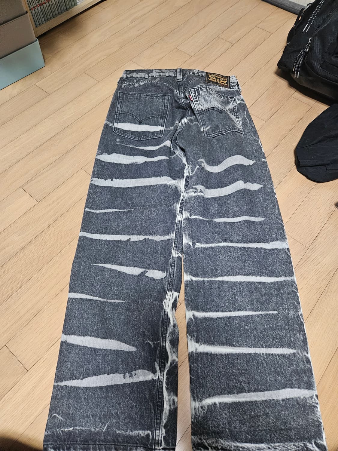 리바이스 타이다이 팬츠 상품이미지2