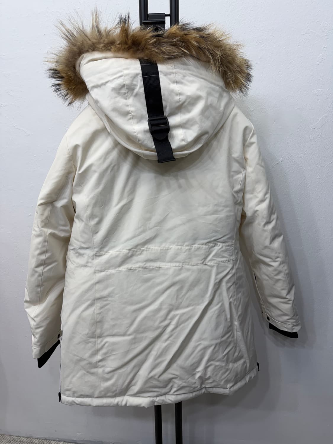 정품) 네파 남성 퍼 후드 구스패딩 XXL 상품이미지5