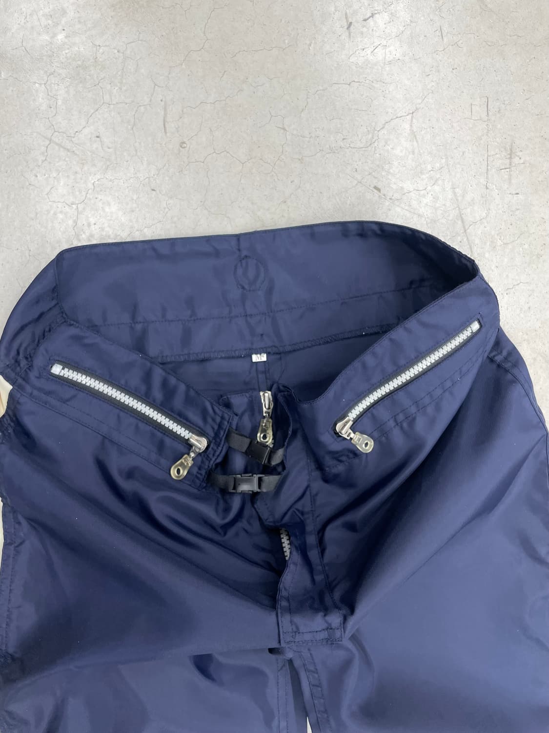 Cyberdog zipper detail pants 상품이미지4