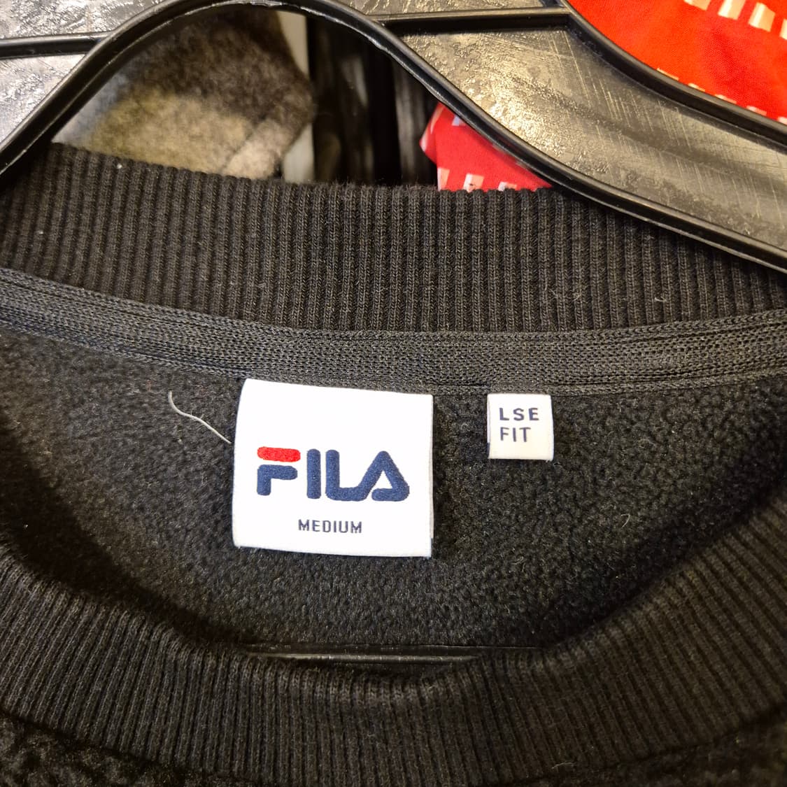 M 휠라 블랙 오버핏 후리스 맨투맨  상품이미지3