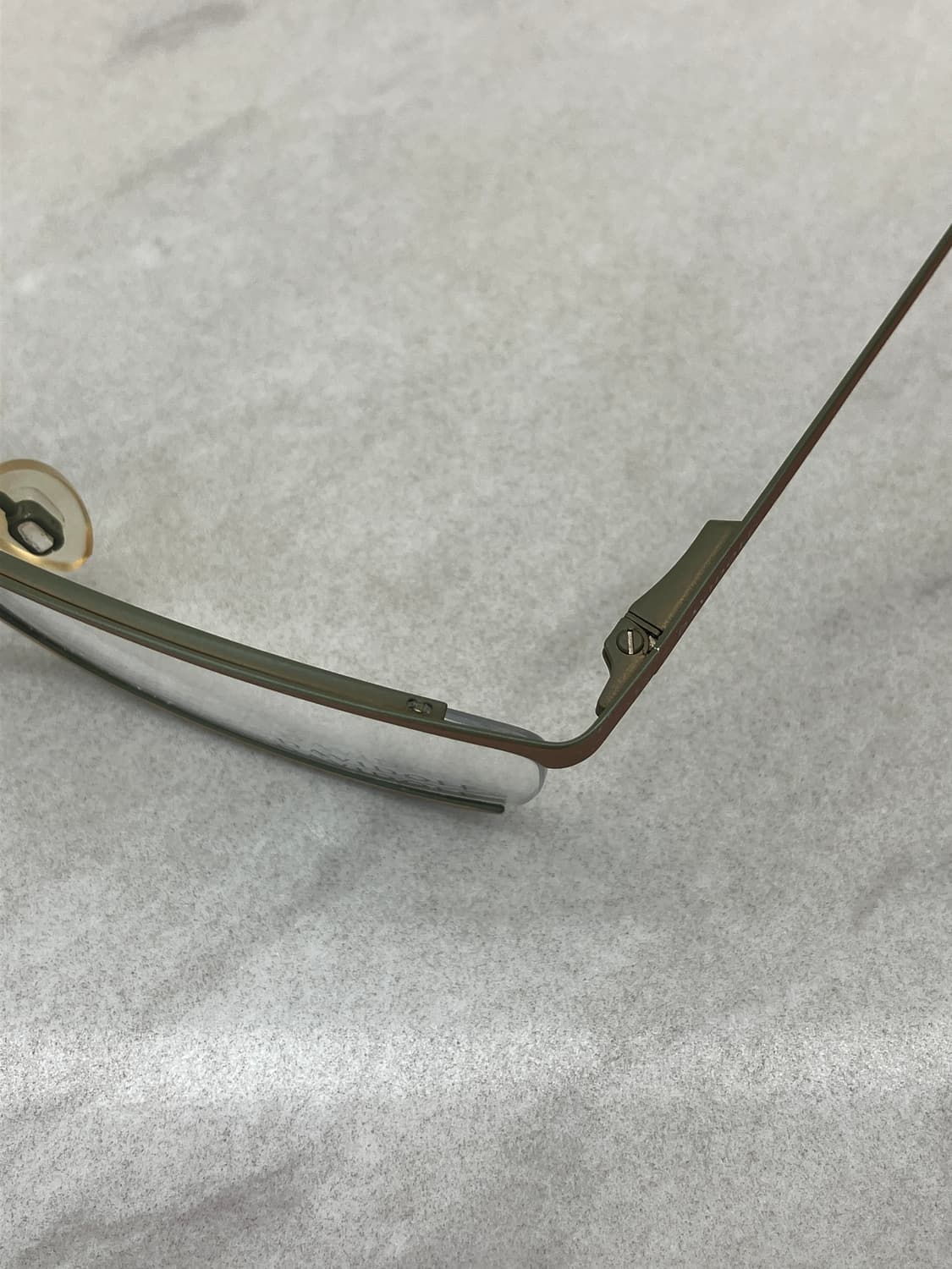 다비도프 Davidoff  엔틱 골드그린 티타늄 스퀘어 반무테 안경 상품이미지2