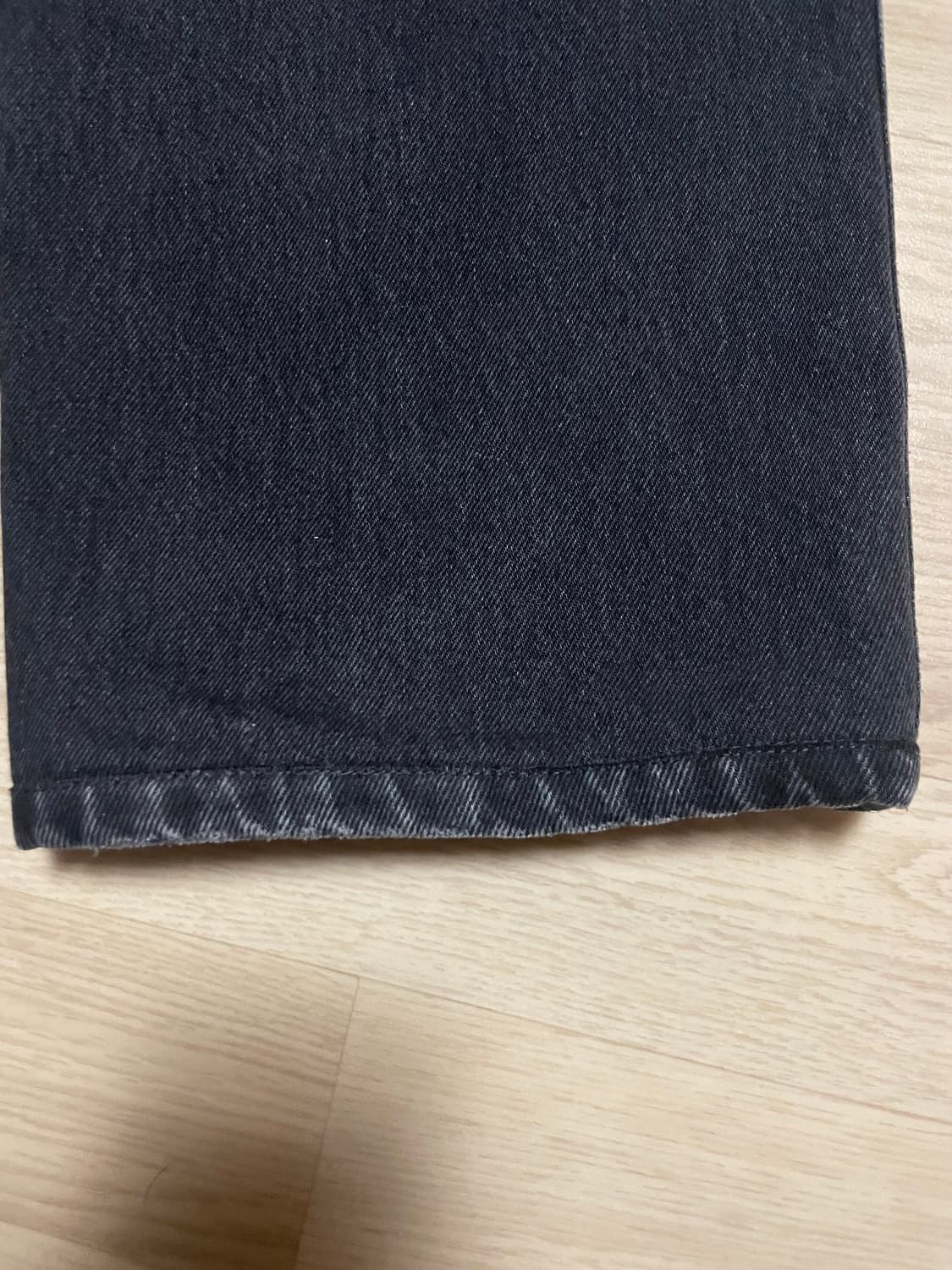 칼하트 싱글니 31x32 블랙 스톤 워시드 상품이미지3