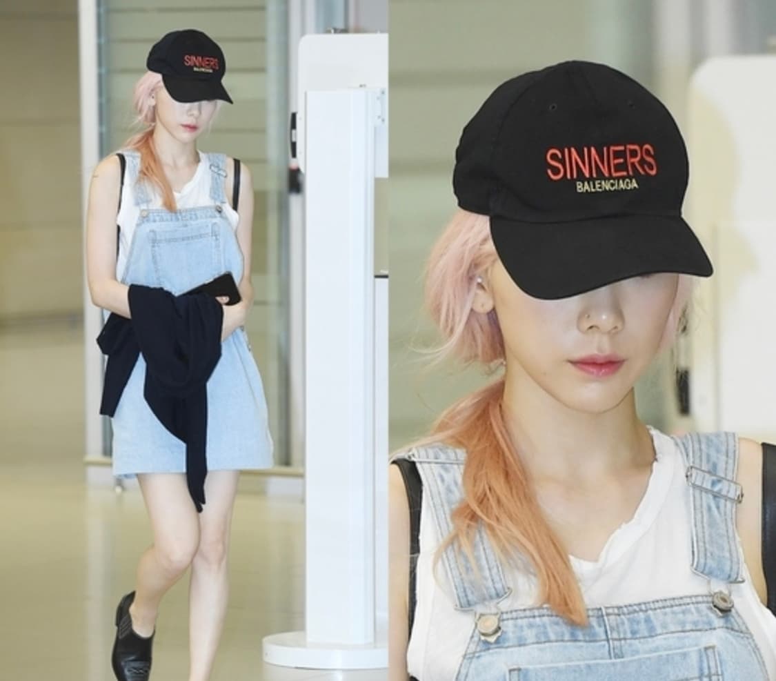 발렌시아가 SINNERS 볼캡 네이비 상품이미지5