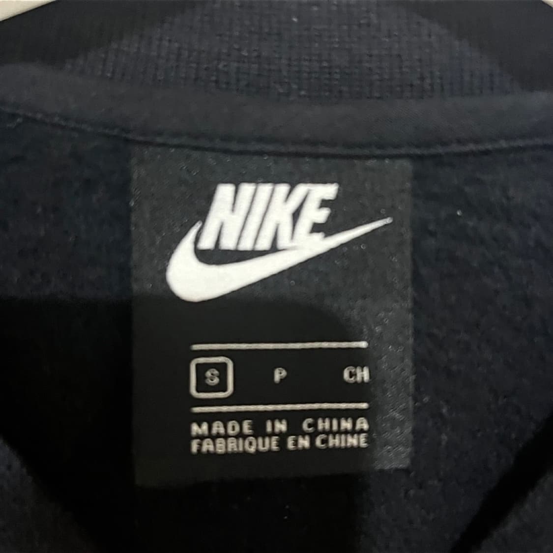 나이키 스우시 크롭 맨투맨 블랙 상품이미지5