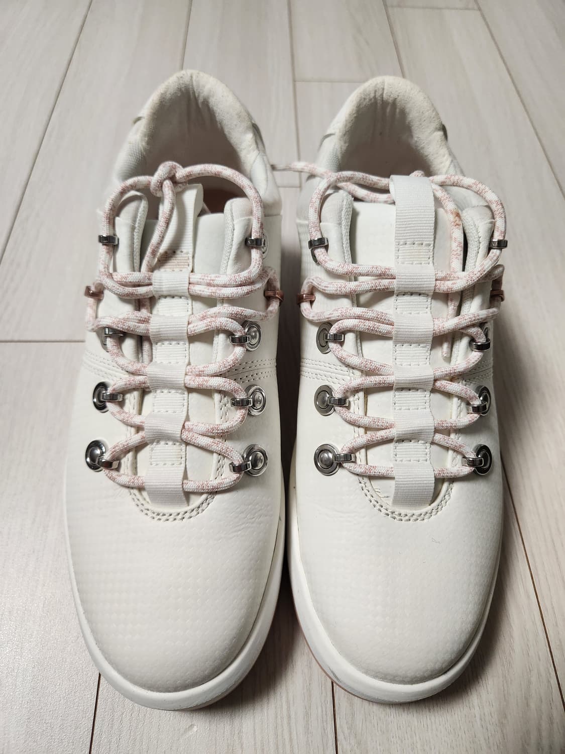 새상품) 팀버랜드 Supaway 페브릭 스니커즈 사이즈245

택만 띤  상품이미지10