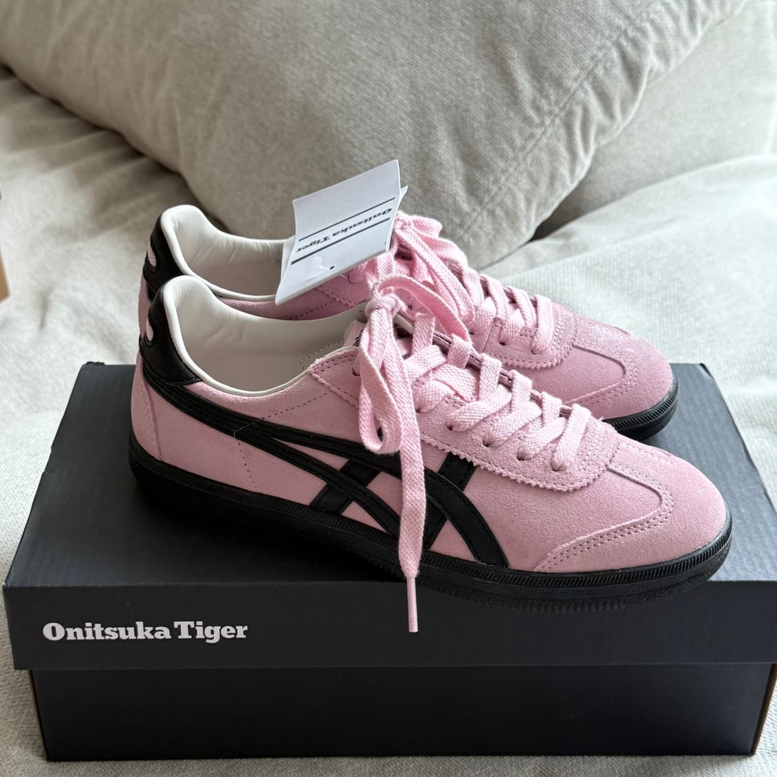오니츠카 타이거 토쿠텐 핑크 블랙  상품이미지3