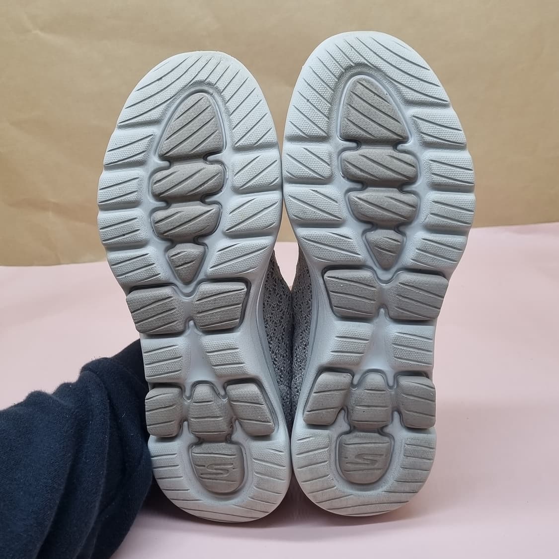 스케쳐스 고워크5 슬립온245 상품이미지3