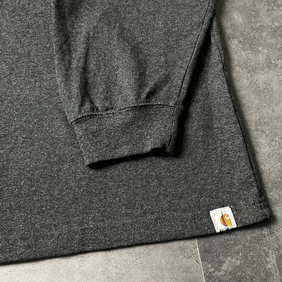 CARHARTT 칼하트 빈티지 차콜 레터링 긴팔 티셔츠 A00889 상품이미지5