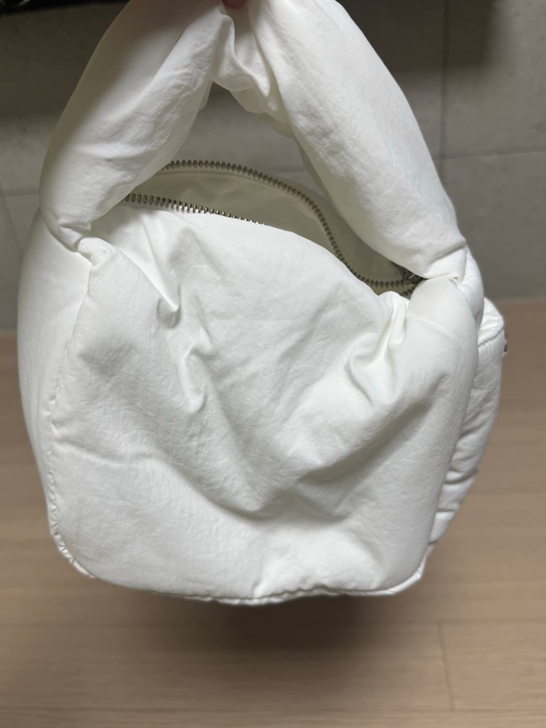 레이스 패딩 미니백 새상품 상품이미지1