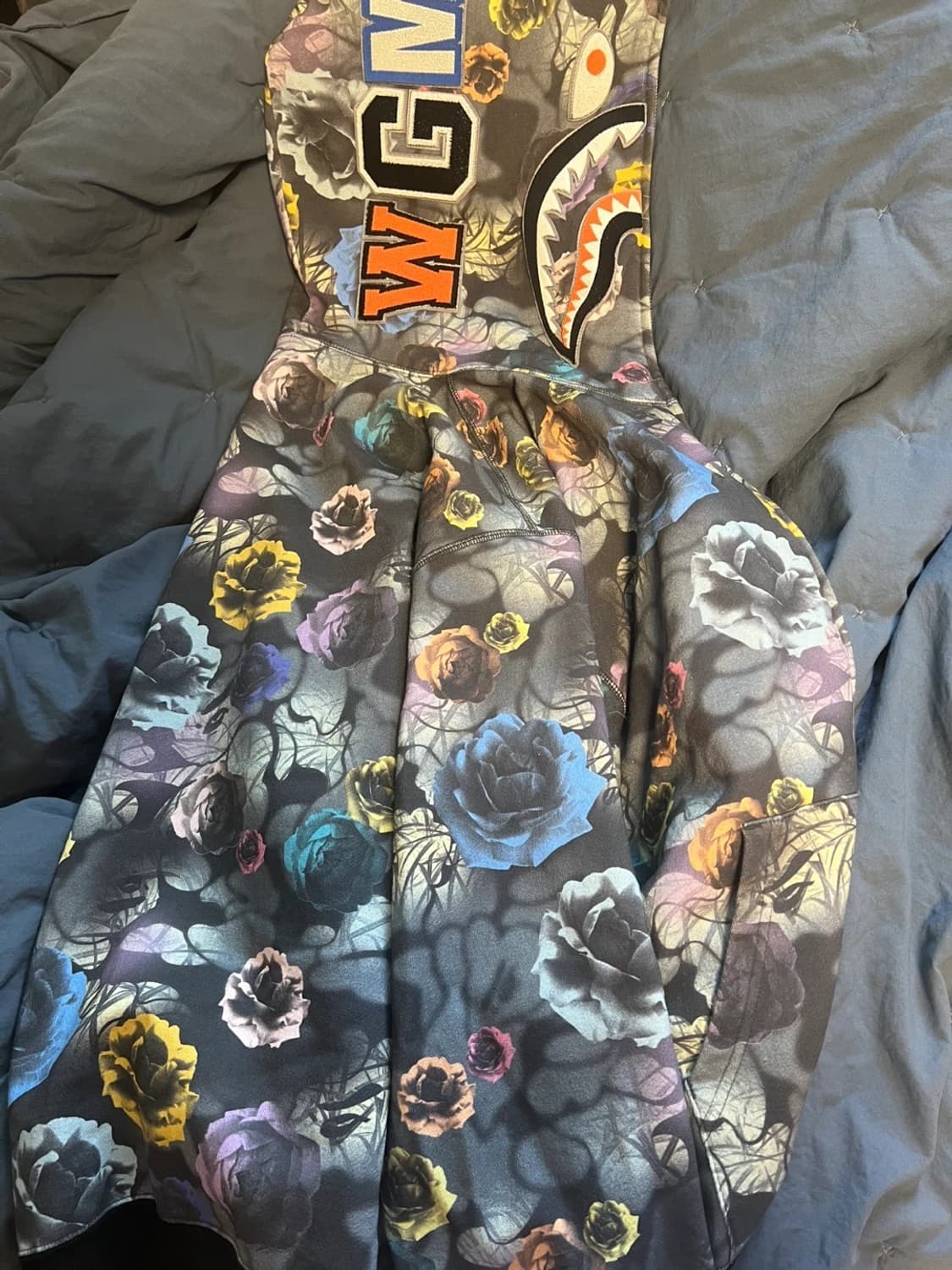 베이프 후드집업 플로랄 m  상품이미지1