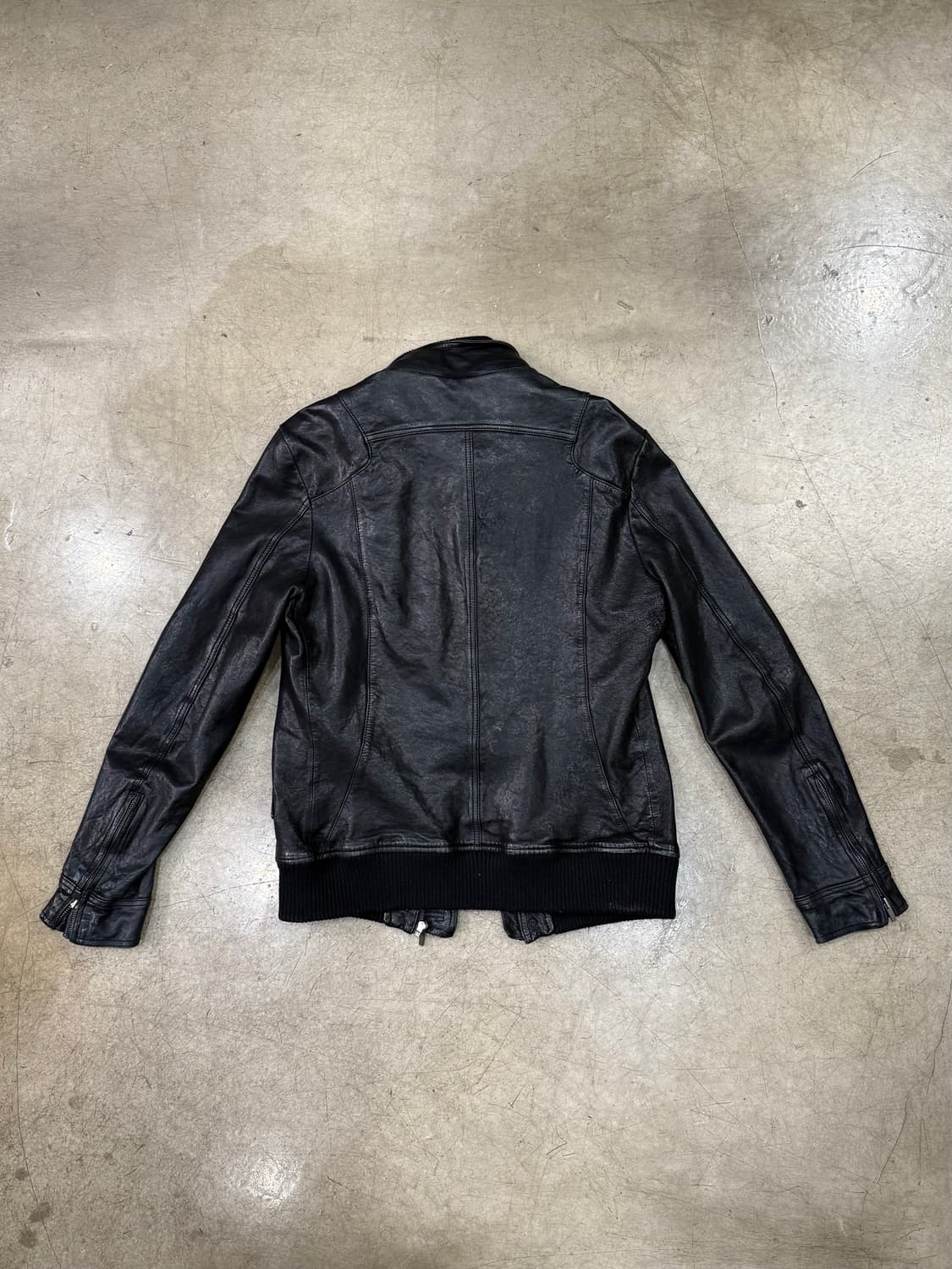 언밸런스 버튼 디테일 레더 자켓 상품이미지10