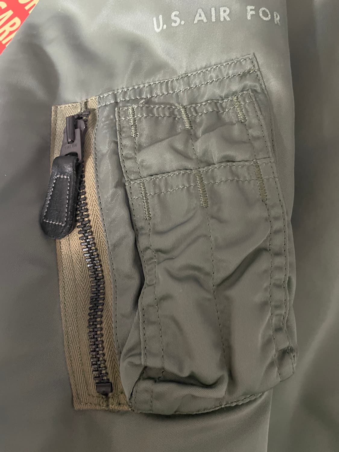 리얼맥코이 MA-1 세이지 그린 데칼 버젼 L 사이즈(현행전) 상품이미지5