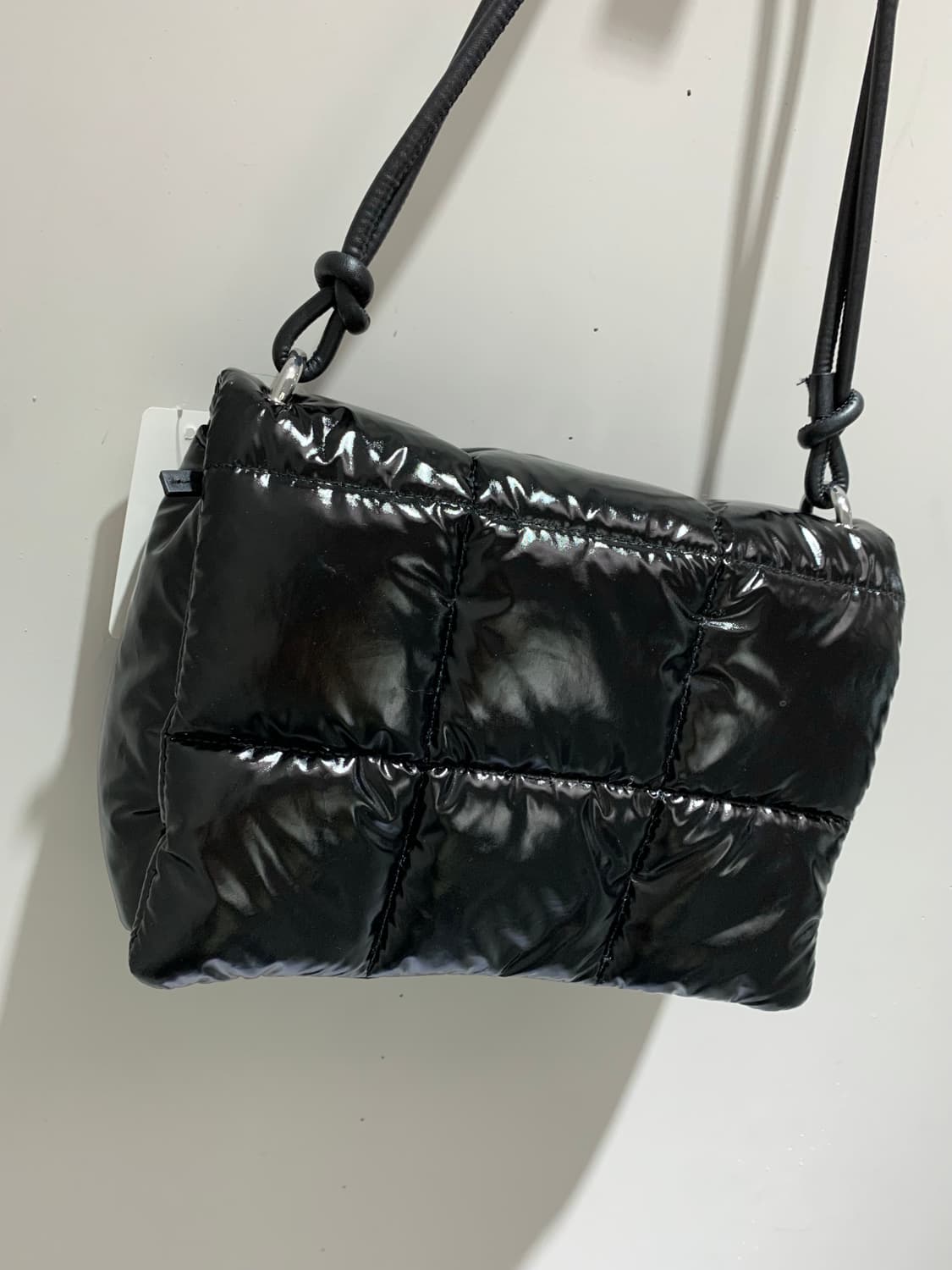 유광 스퀘어백 상품이미지3