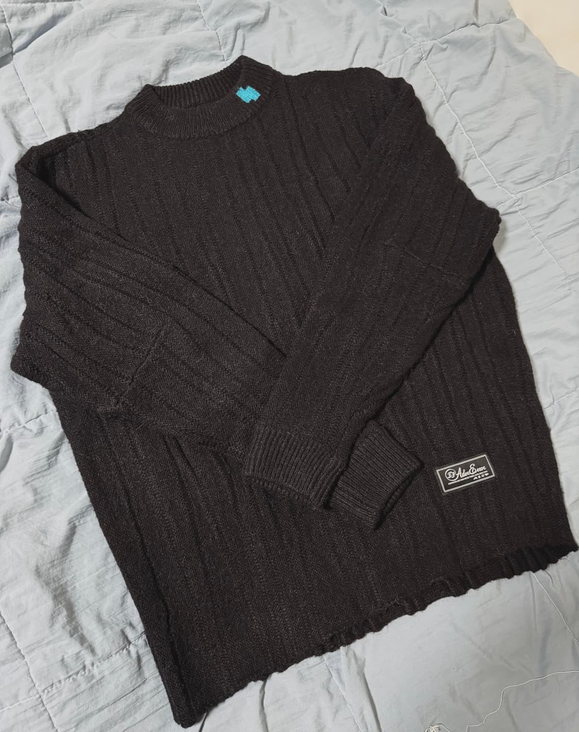 [A2] 아더에러 Fluic logo knit 플루익 니트 상품이미지1