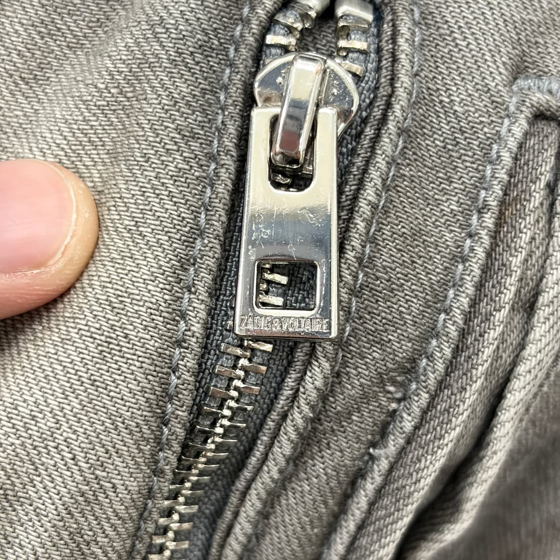 쟈딕앤볼테르 더블 지퍼 그레이 데님 팬츠 상품이미지5