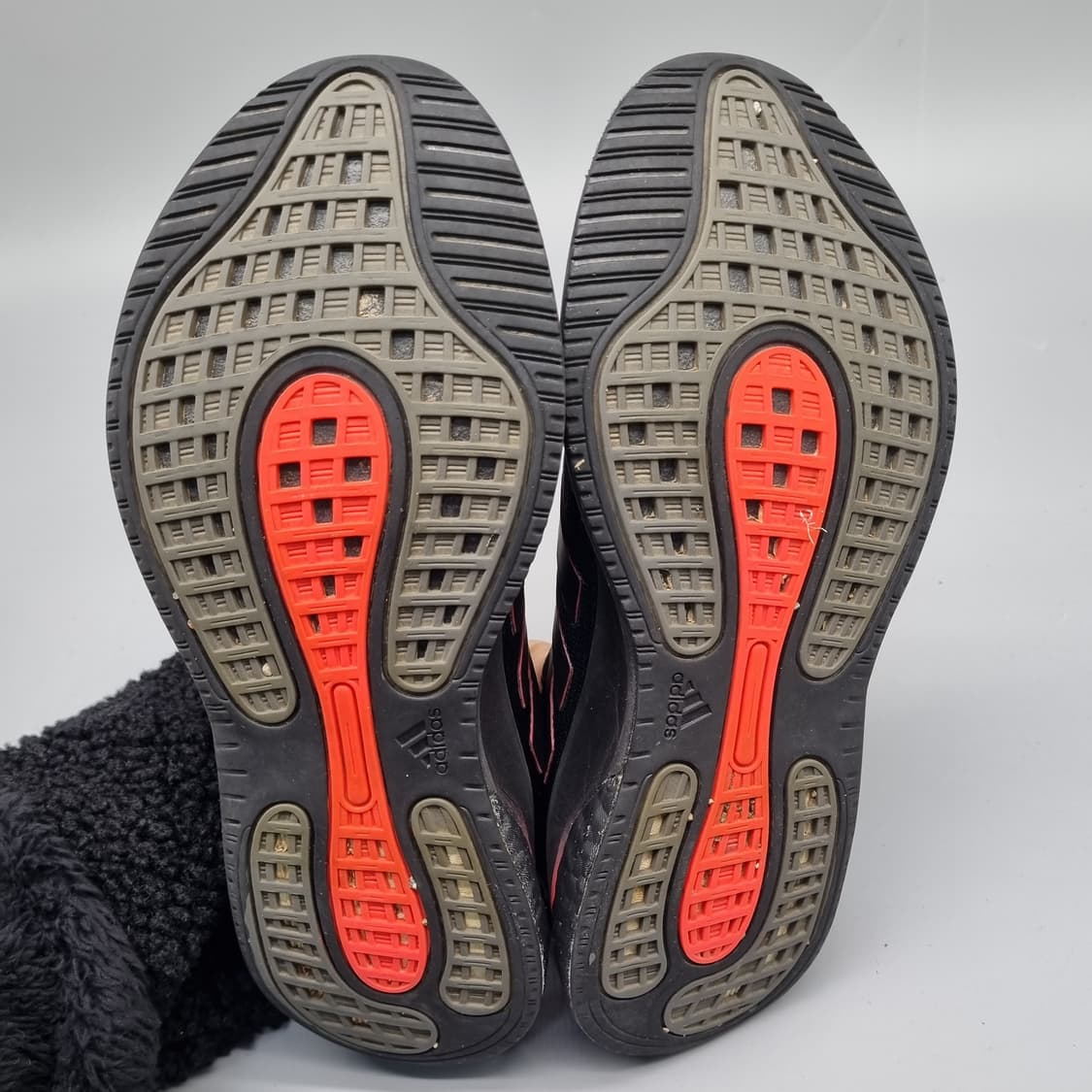 아디다스 슈퍼노바 블랙 여성운동화230  상품이미지4