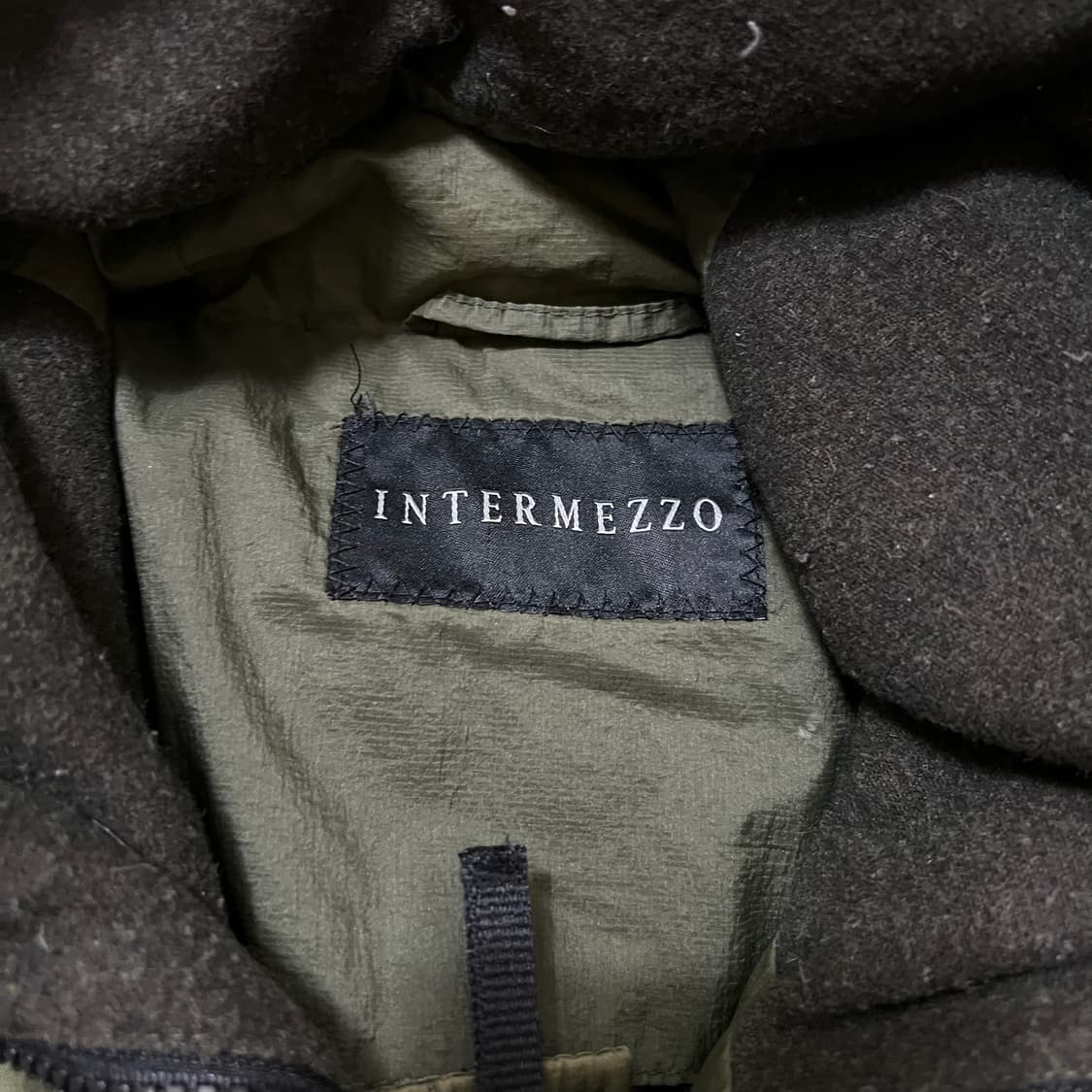 인터메조 남성 덕다운 야상 패딩 M/95  상품이미지4