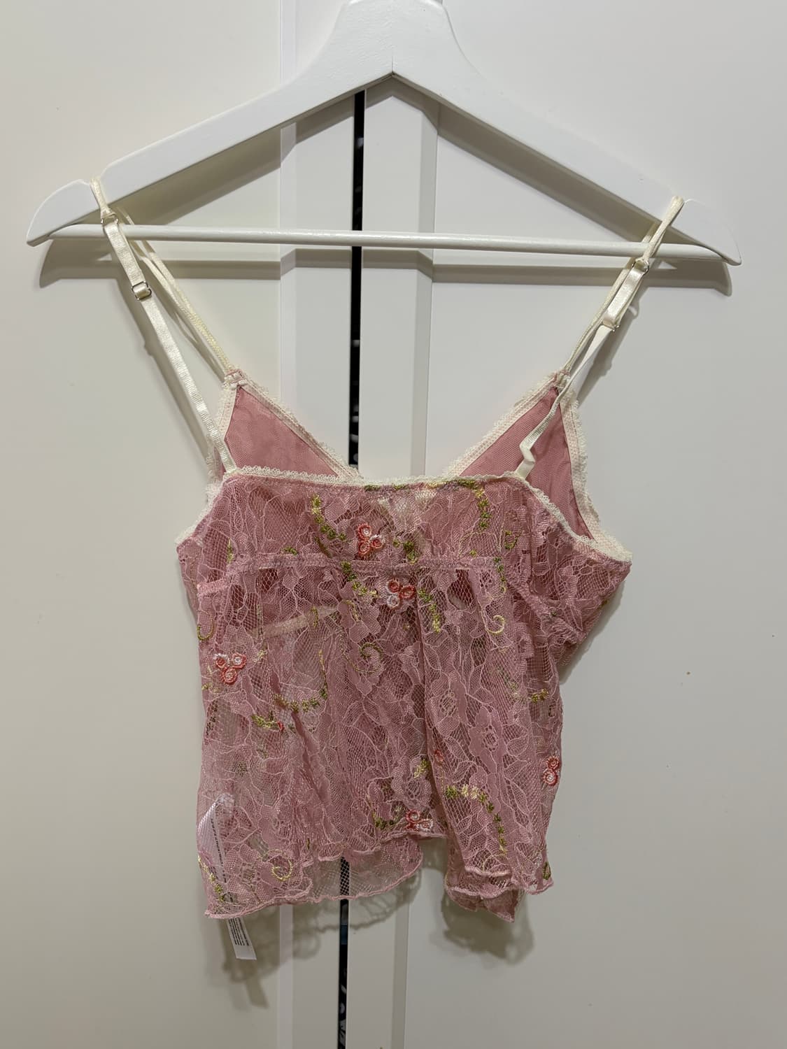 어반아웃피터스 핑크 레이스 탑  상품이미지2