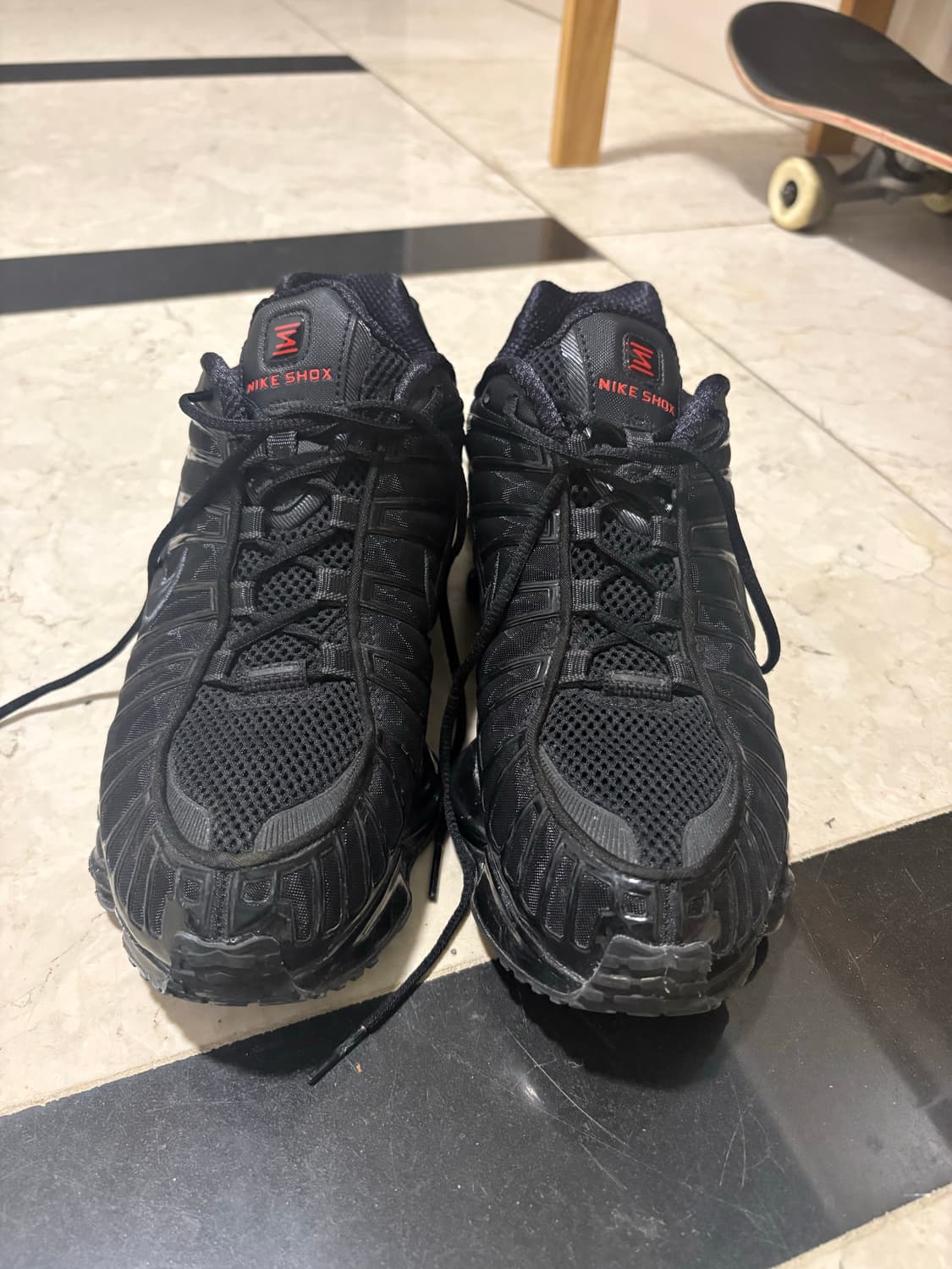 샥스 TL 메탈릭블랙 상품이미지1