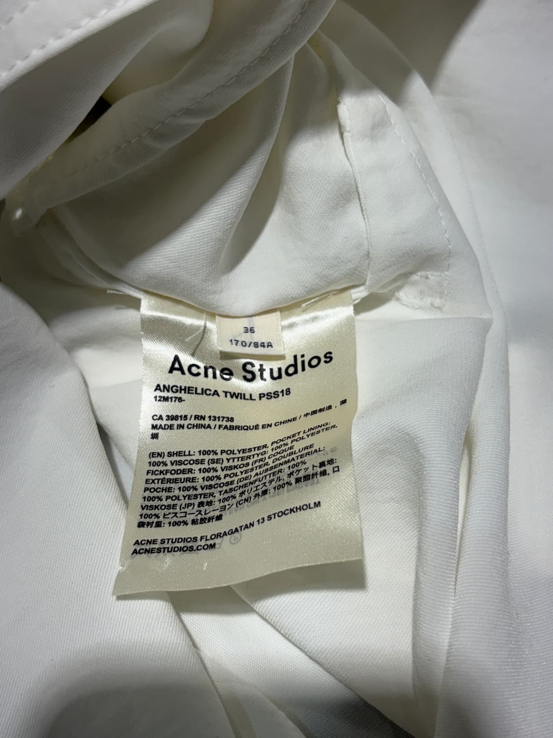 아크네 스튜디오 더블 버튼 실키 롱 트렌치 코트 상품이미지7