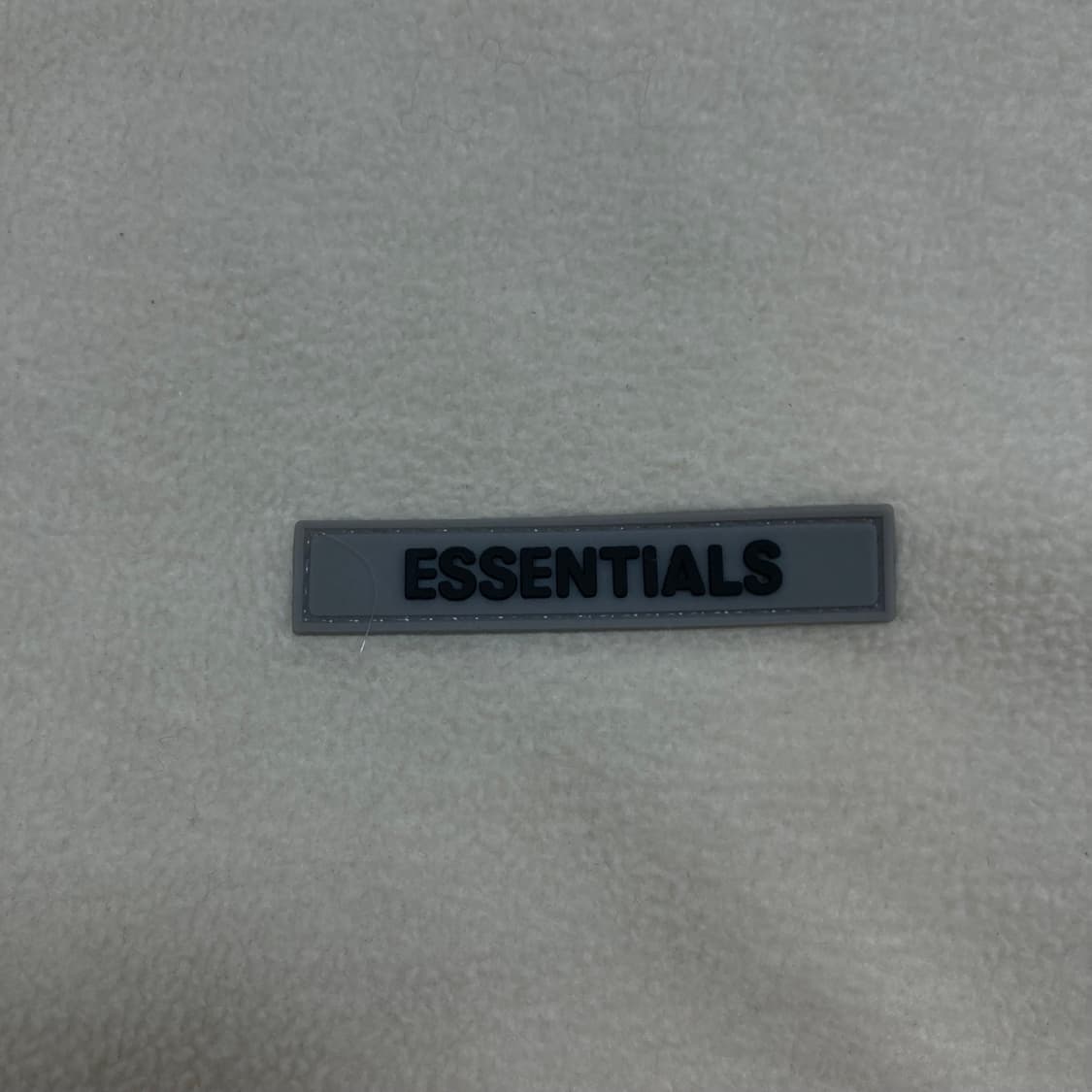 피어 오브 갓 에센셜 스몰 로고 화이트 하프 집업 플리스 상품이미지2