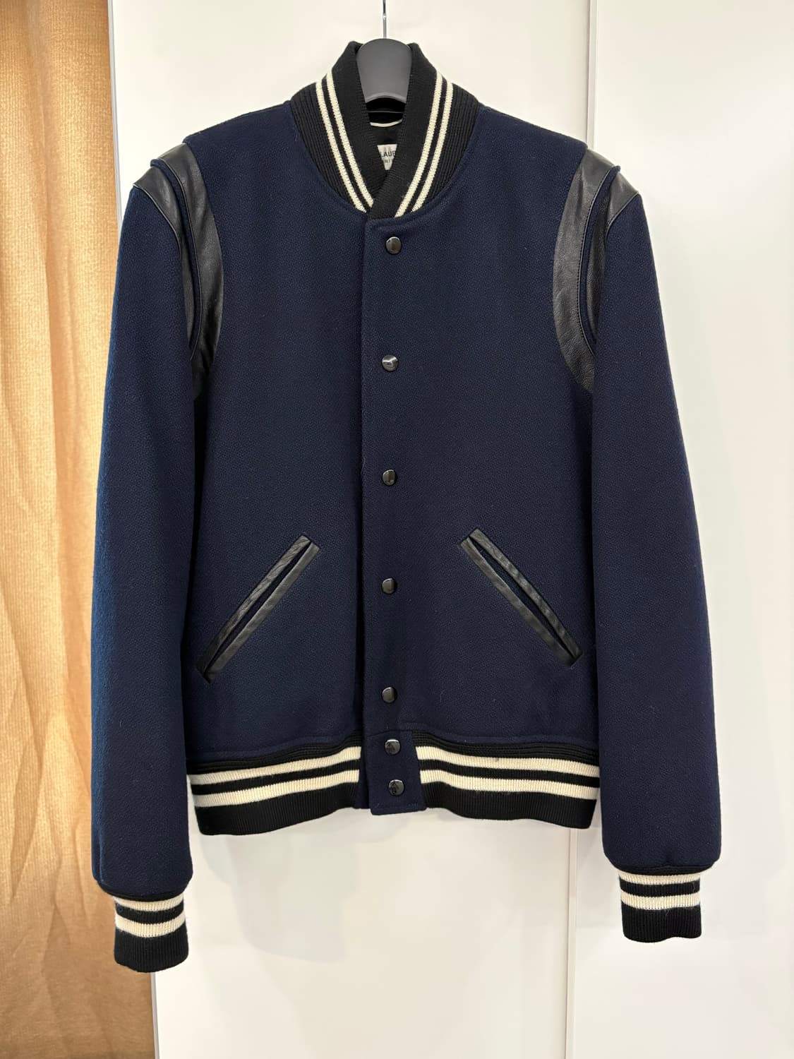 생로랑 네이비 테디자켓 48 상품이미지1