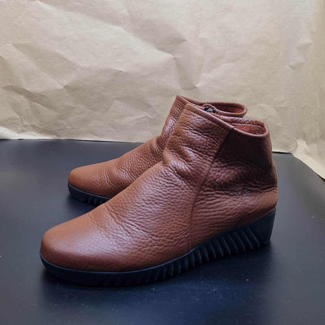 가이거 로우펠 여성앵클부츠245 굽4 상품이미지1