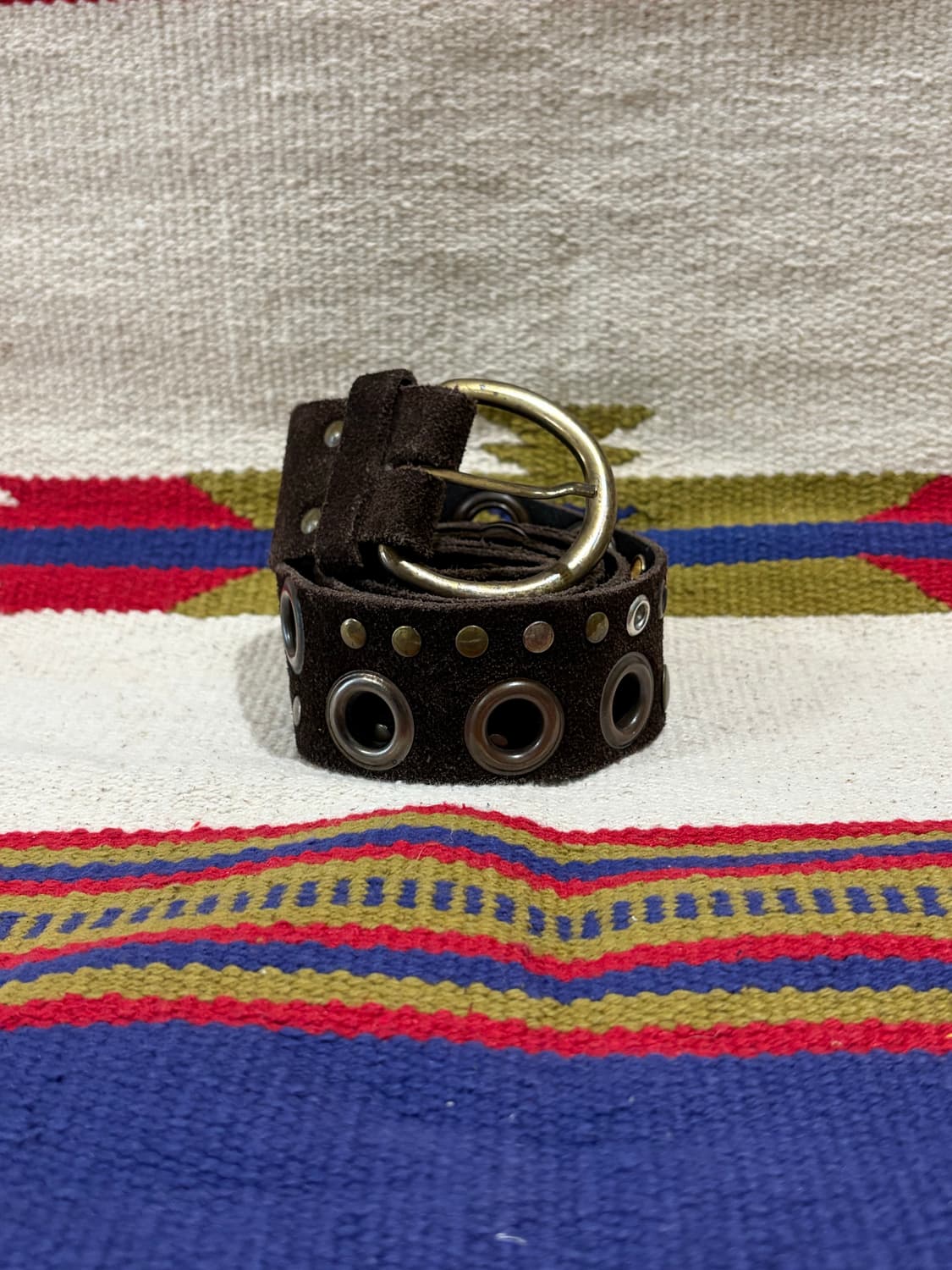 Brown eyelet oval belt / 웨스턴 오발 아일렛 벨트 상품이미지1