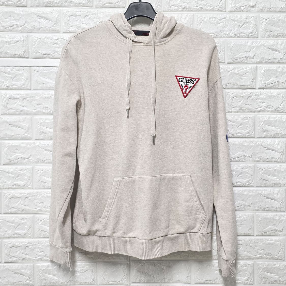 택포) 게스 후드티 L 사이즈 상품이미지1