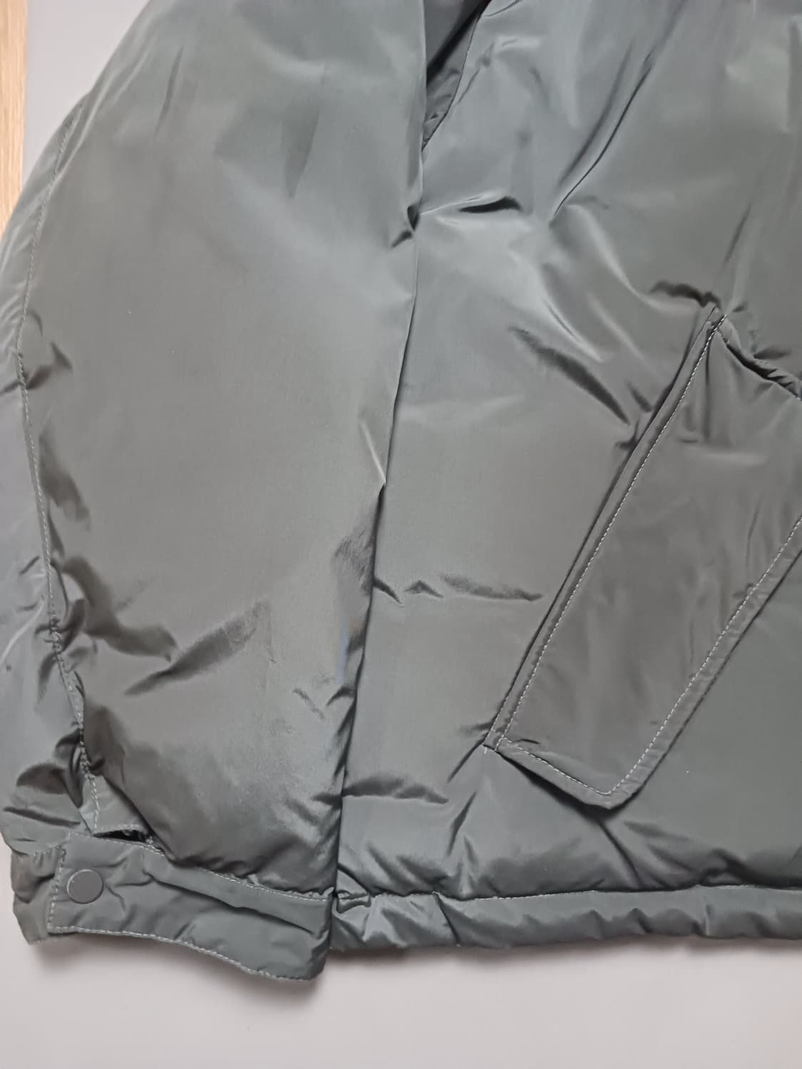 [L] 라퍼지스토어 덕다운 미니멀 블루종 푸퍼 패딩 차콜 상품이미지3