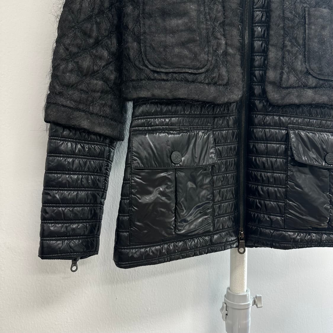 샤넬 레이어드 로고 패딩 자켓 상품이미지6