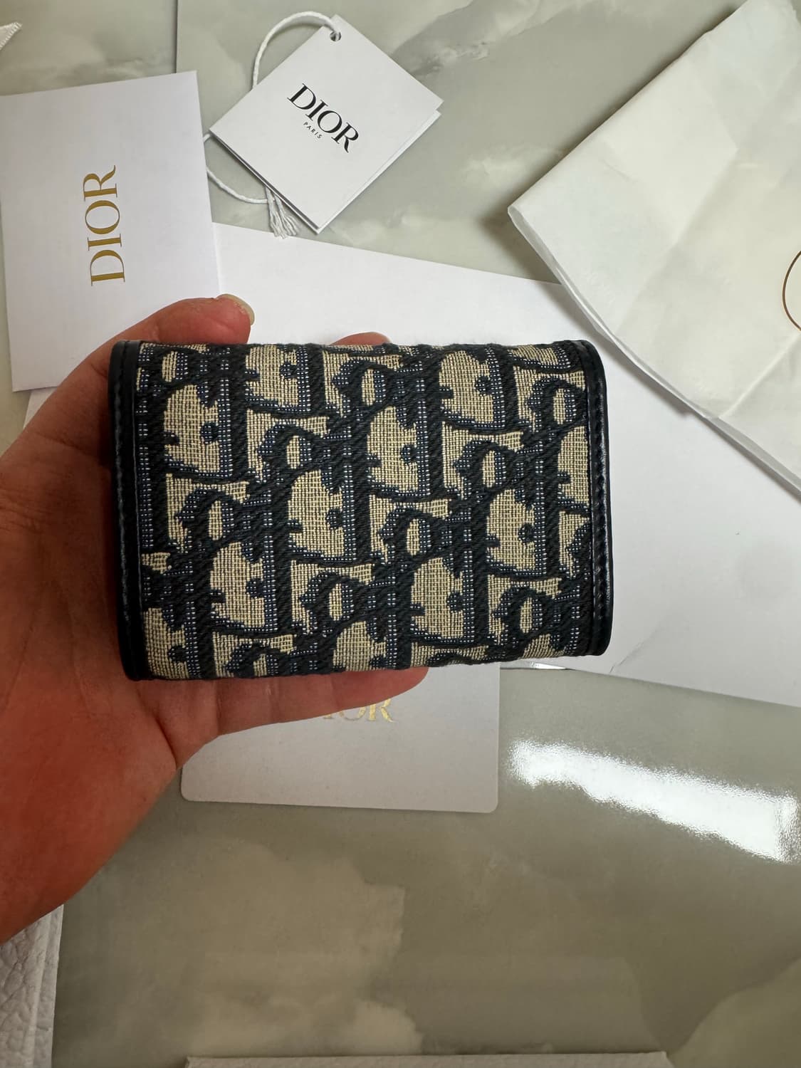 디올 몽테인 반지갑 롯데백화점 구매 상품이미지4