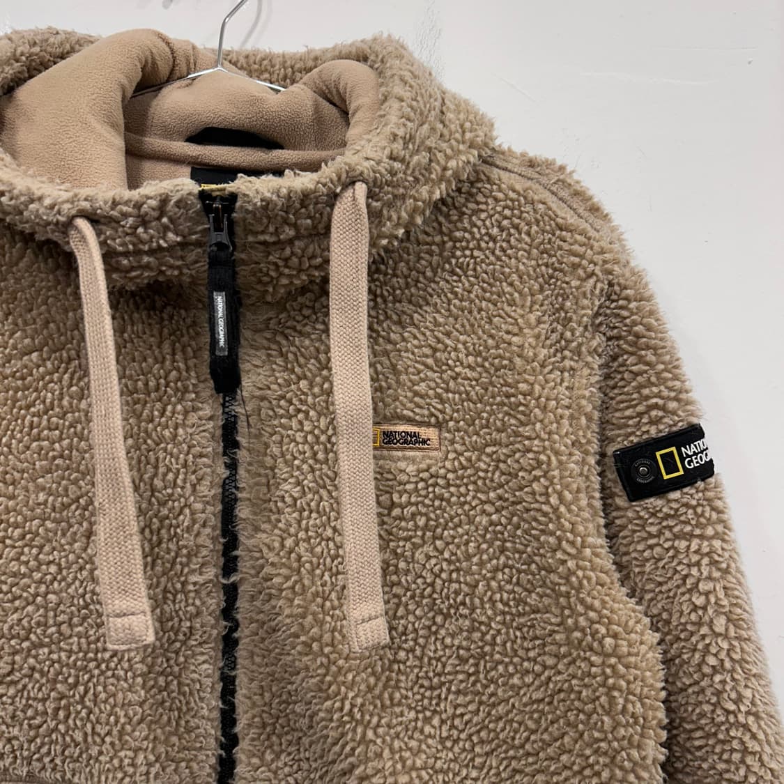 내셔널지오그래픽 슬리브와펜 후드 뽀글이 플리스 상품이미지1