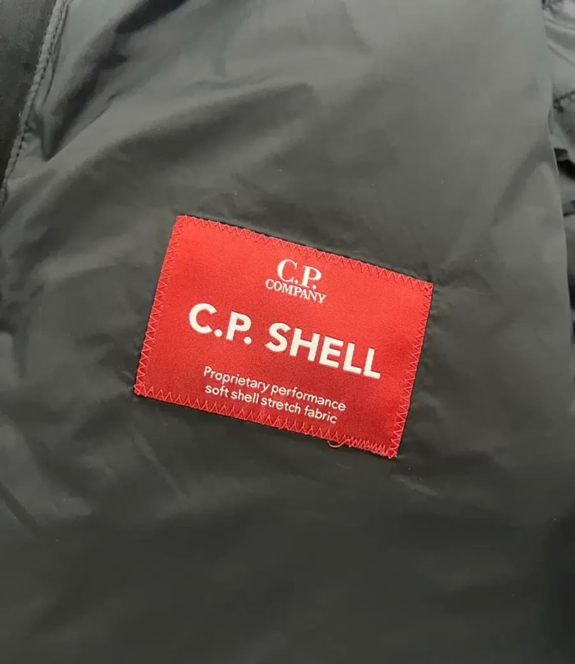 CP컴퍼니 고글 패딩 조끼 블랙 상품이미지5