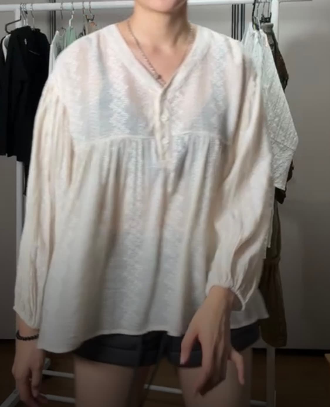 빈티지 브이넥 블라우스 상품이미지3