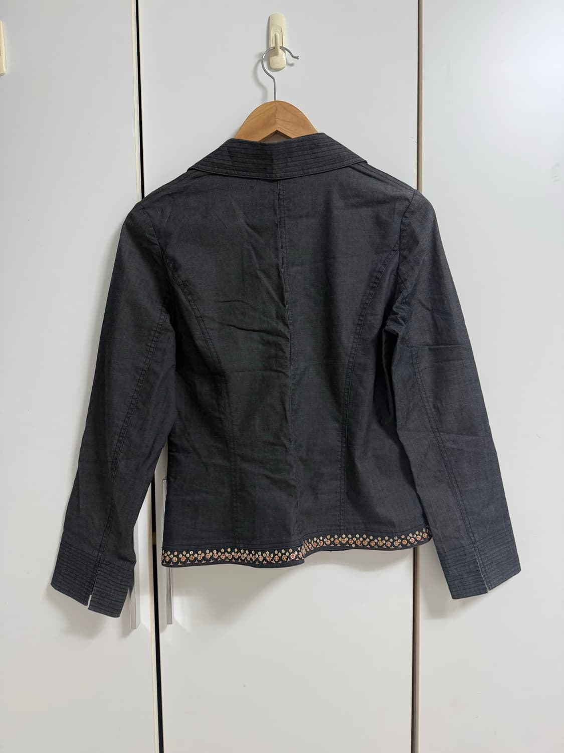 앤틱 문양 데님자켓 상품이미지2