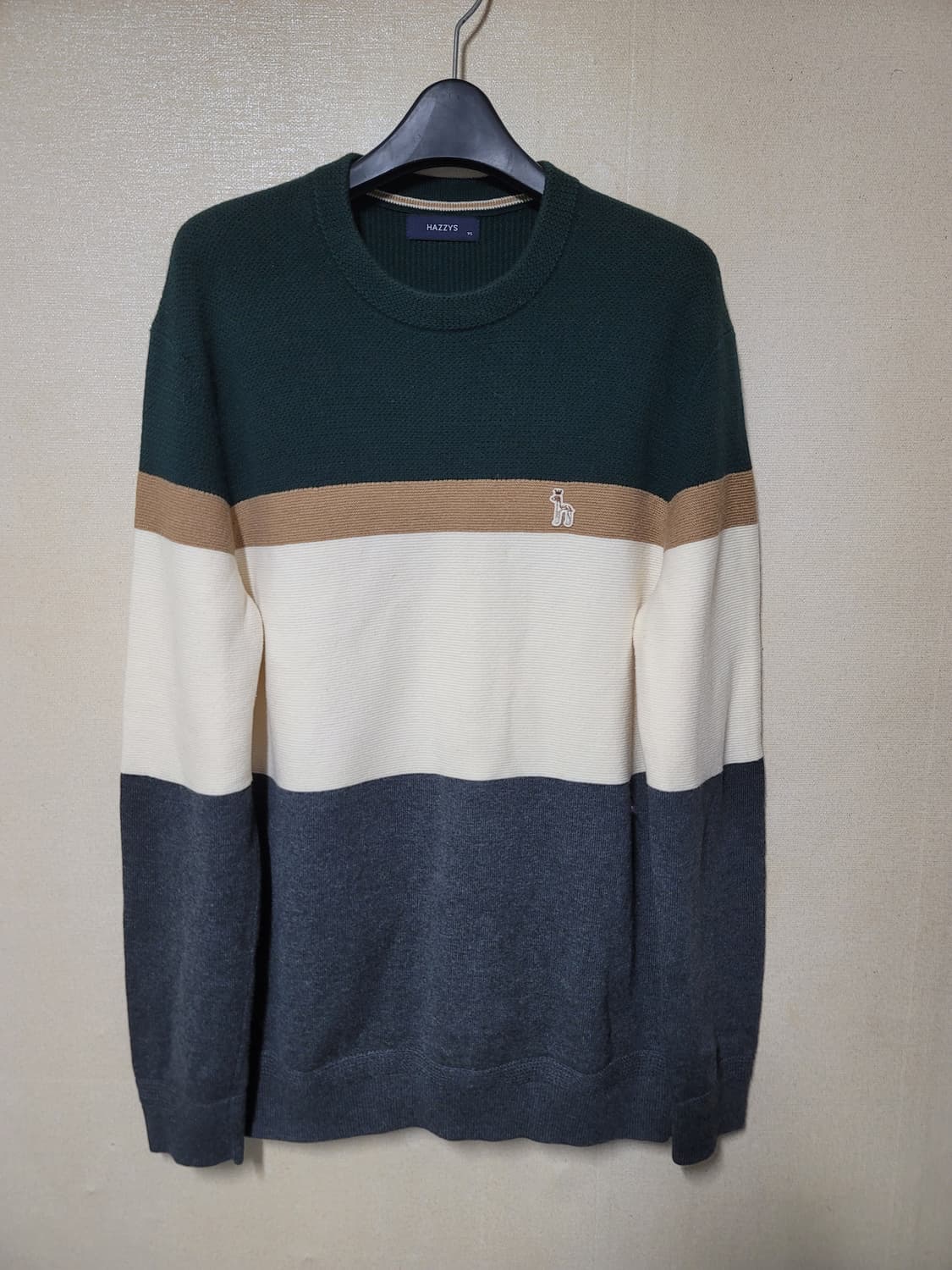 헤지스 울혼방 니트 상품이미지1