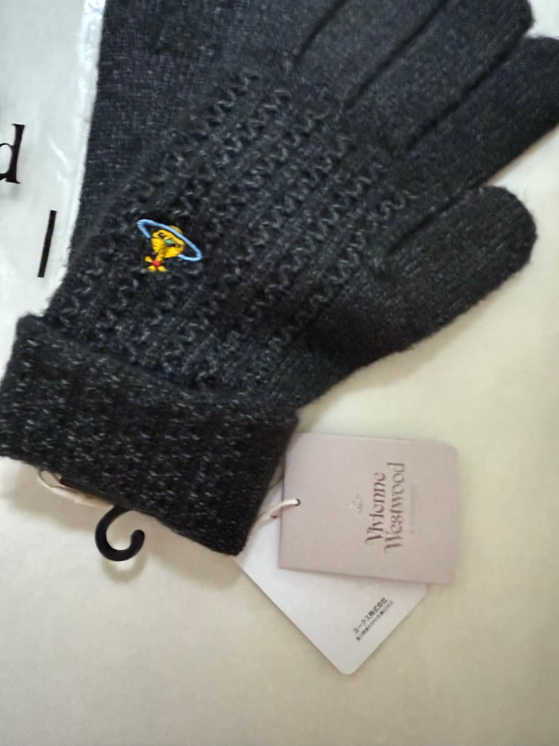 비비안웨스트우드 니트 장갑 새상품 (블랙) 상품이미지2
