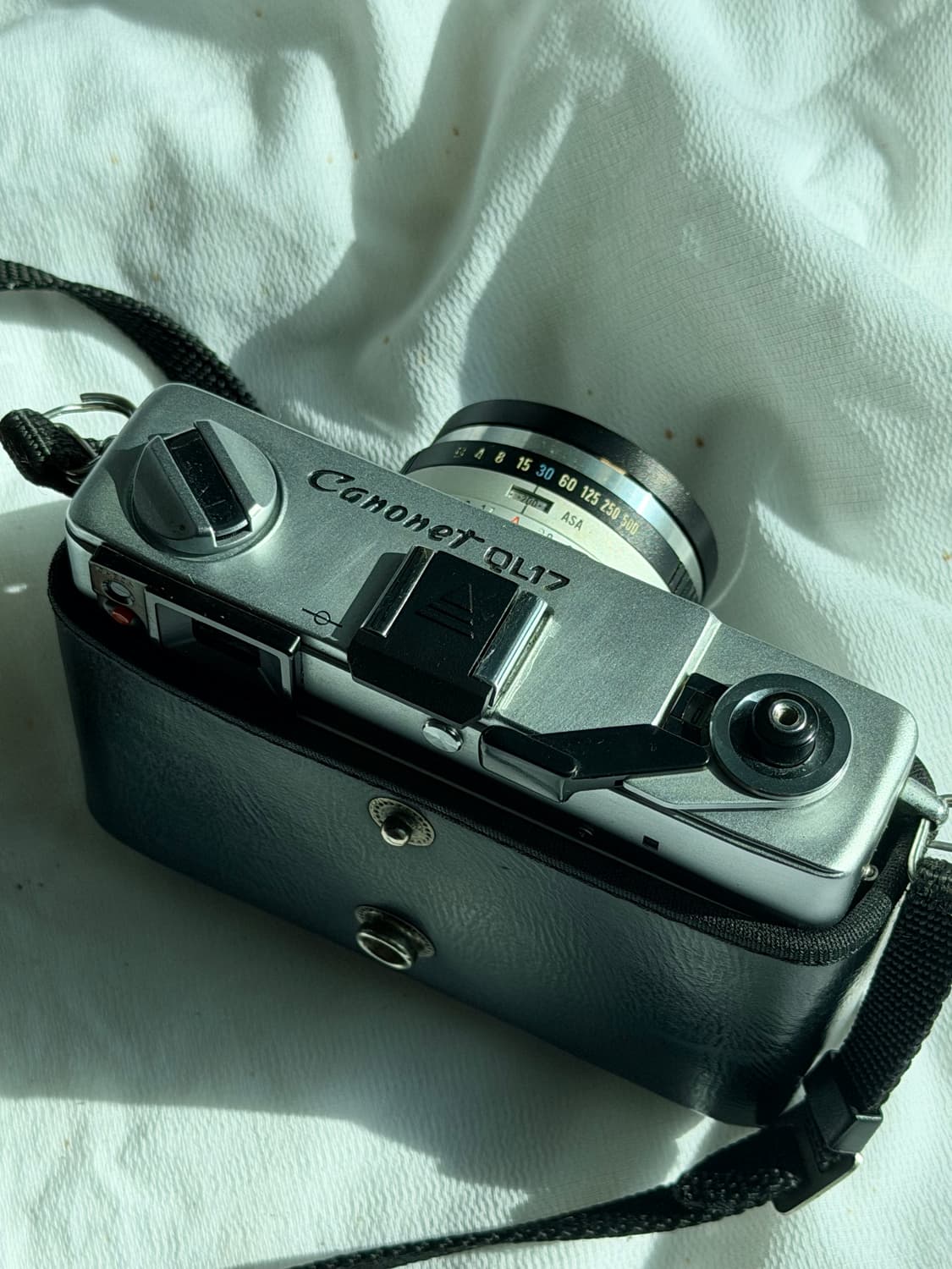 캐논 QL17 필름 카메라(가죽케이스, 스트랩, 조명 포함) 상품이미지3