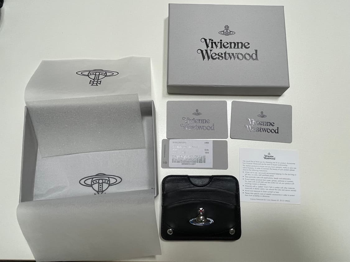 비비안웨스트우드 나파 레더 하프 문 카드 지갑 홀더 블랙 상품이미지4