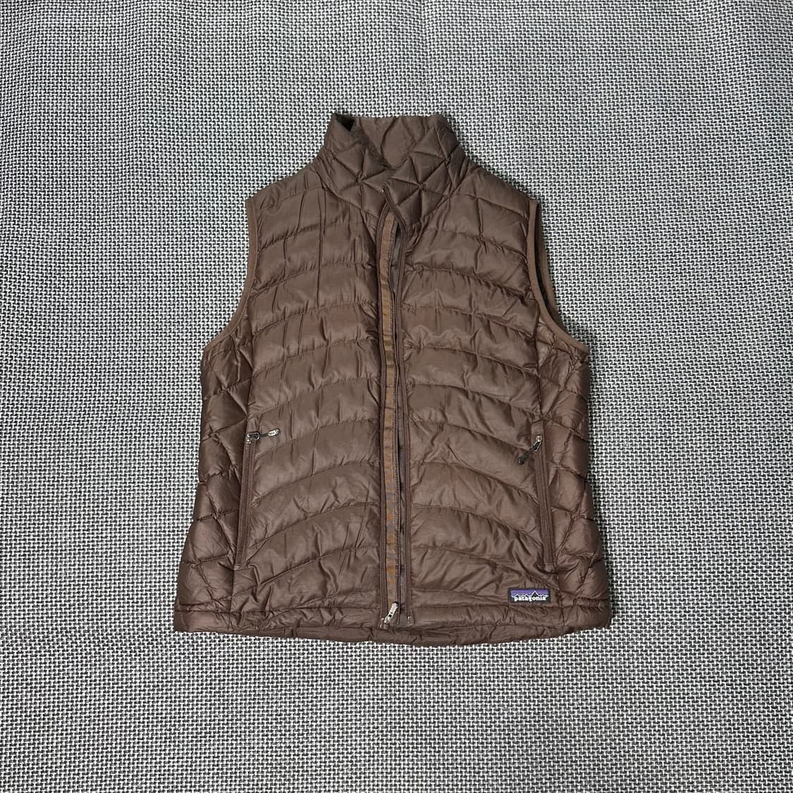 파타고니아 경량 패딩베스트 (M/old-8216) 상품이미지1