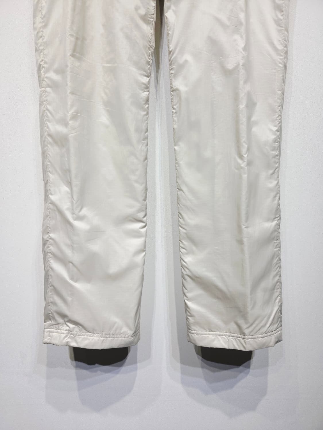 나이키 우먼스 후면 로고 패딩 팬츠 상품이미지4