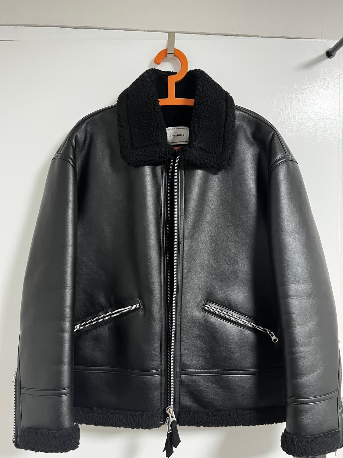 비바스튜디오 무스탕 상품이미지1