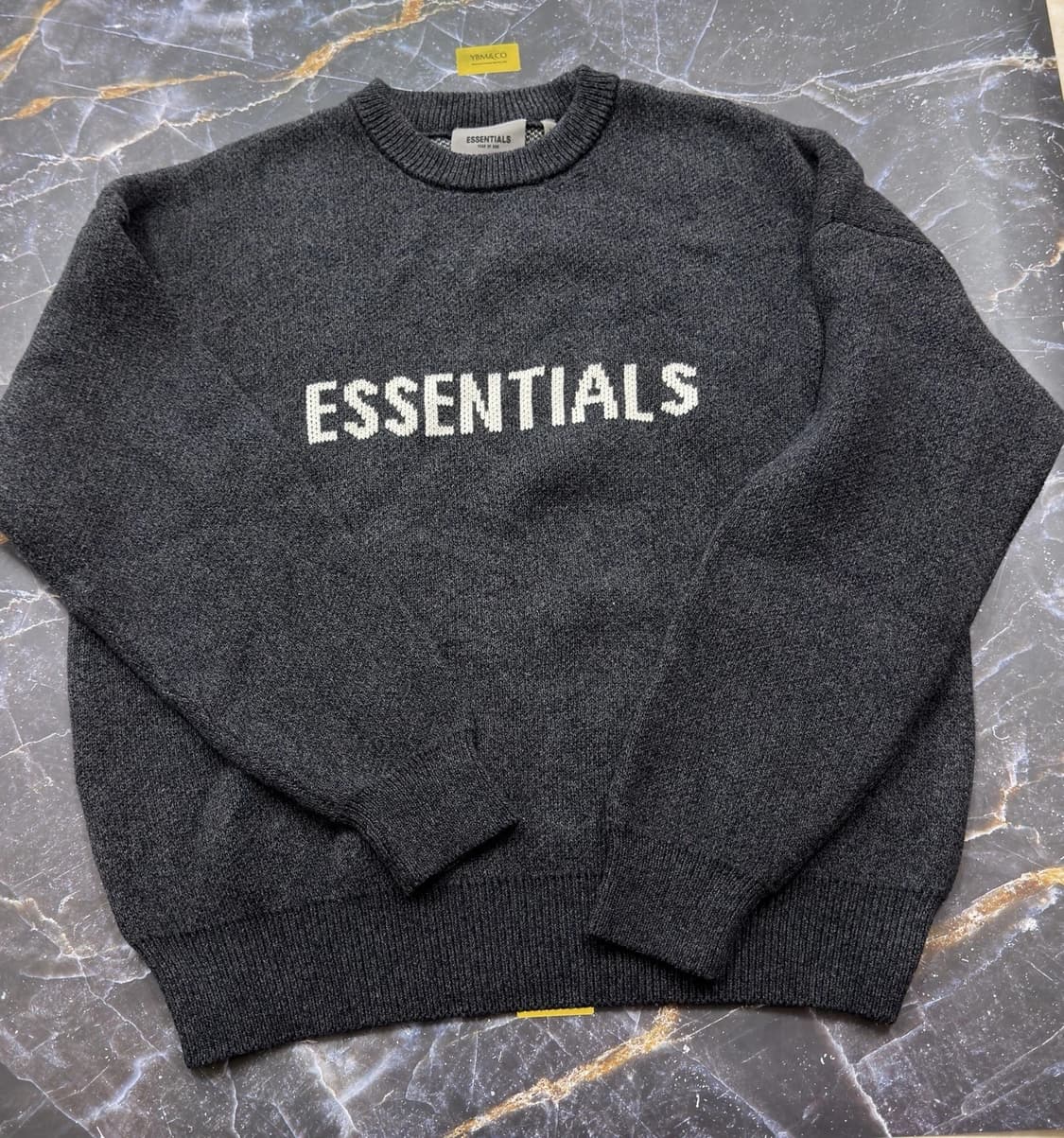 에센셜 니트 스웨터 블랙 멜란지 상품이미지1