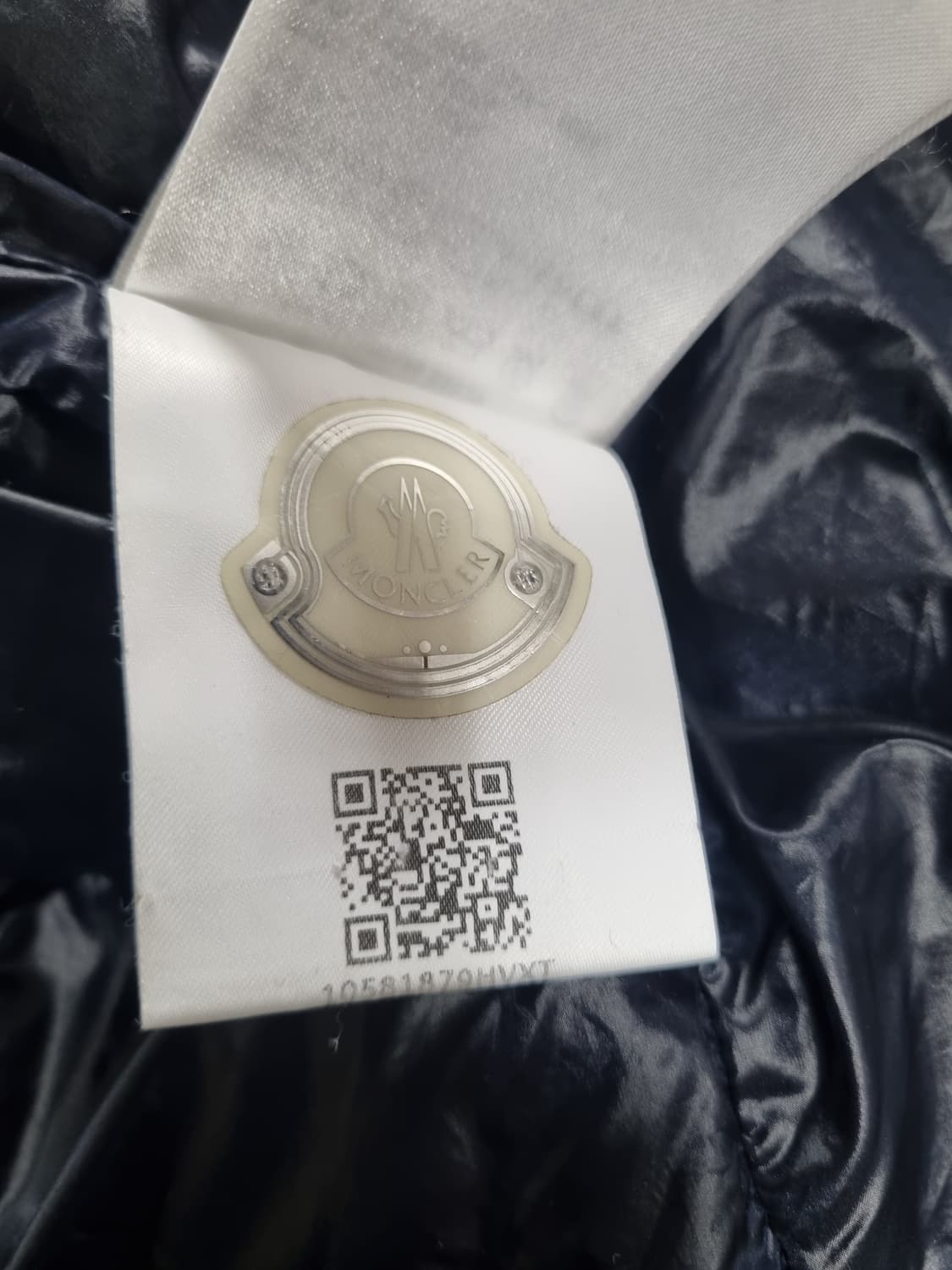 몽클레어 남성 경량 패딩조끼  상품이미지8