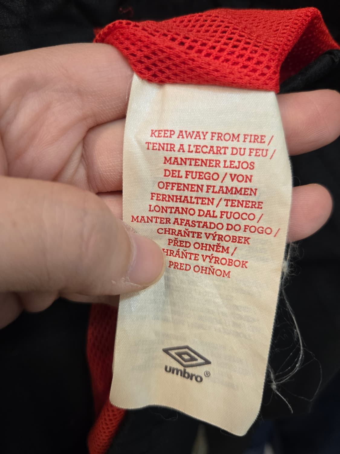 [쿨거환영]10-11 시즌 엄브로 잉글랜드 국가대표팀 트레이닝 재킷 상품이미지6