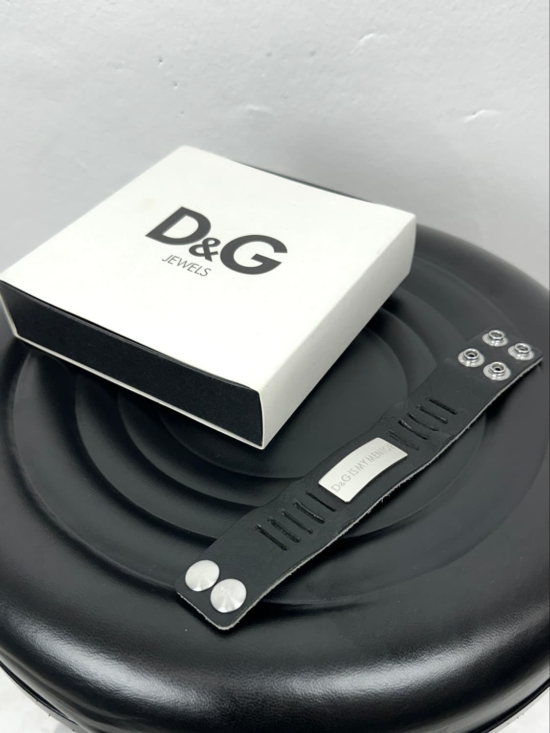 Dolce & Gabbana D&G Leather Cuff Bracele 상품이미지5
