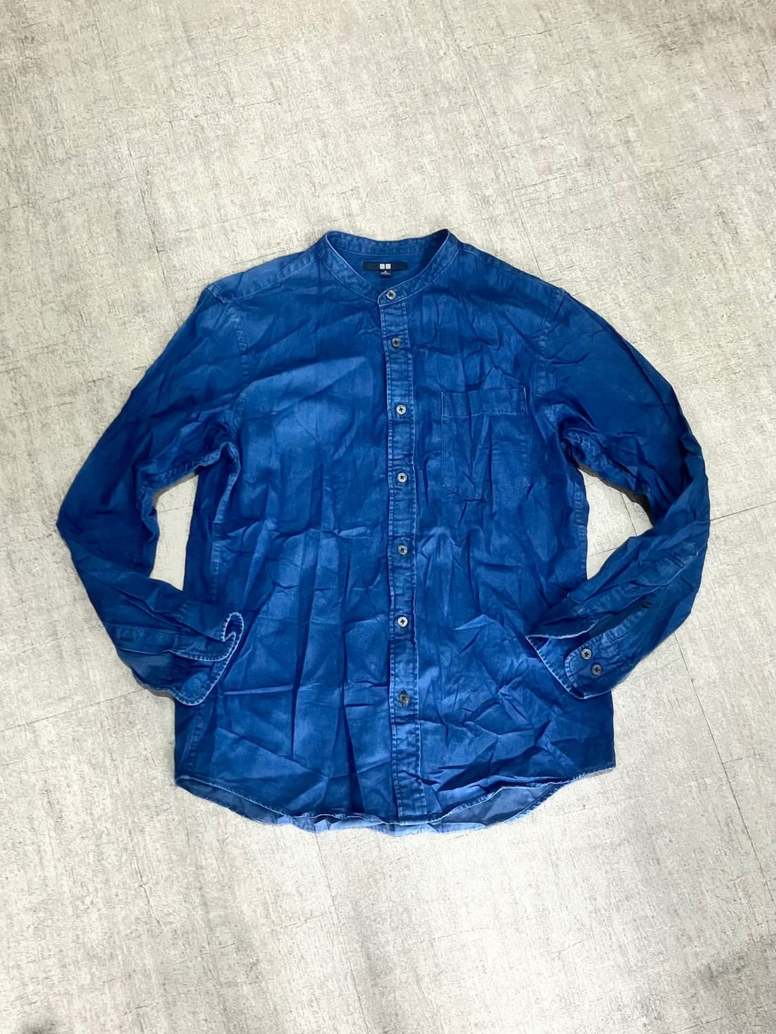 Uniqlo 유니클로 올드스쿨아메카지 차이나카라 라운드넥 데님셔츠 상품이미지1