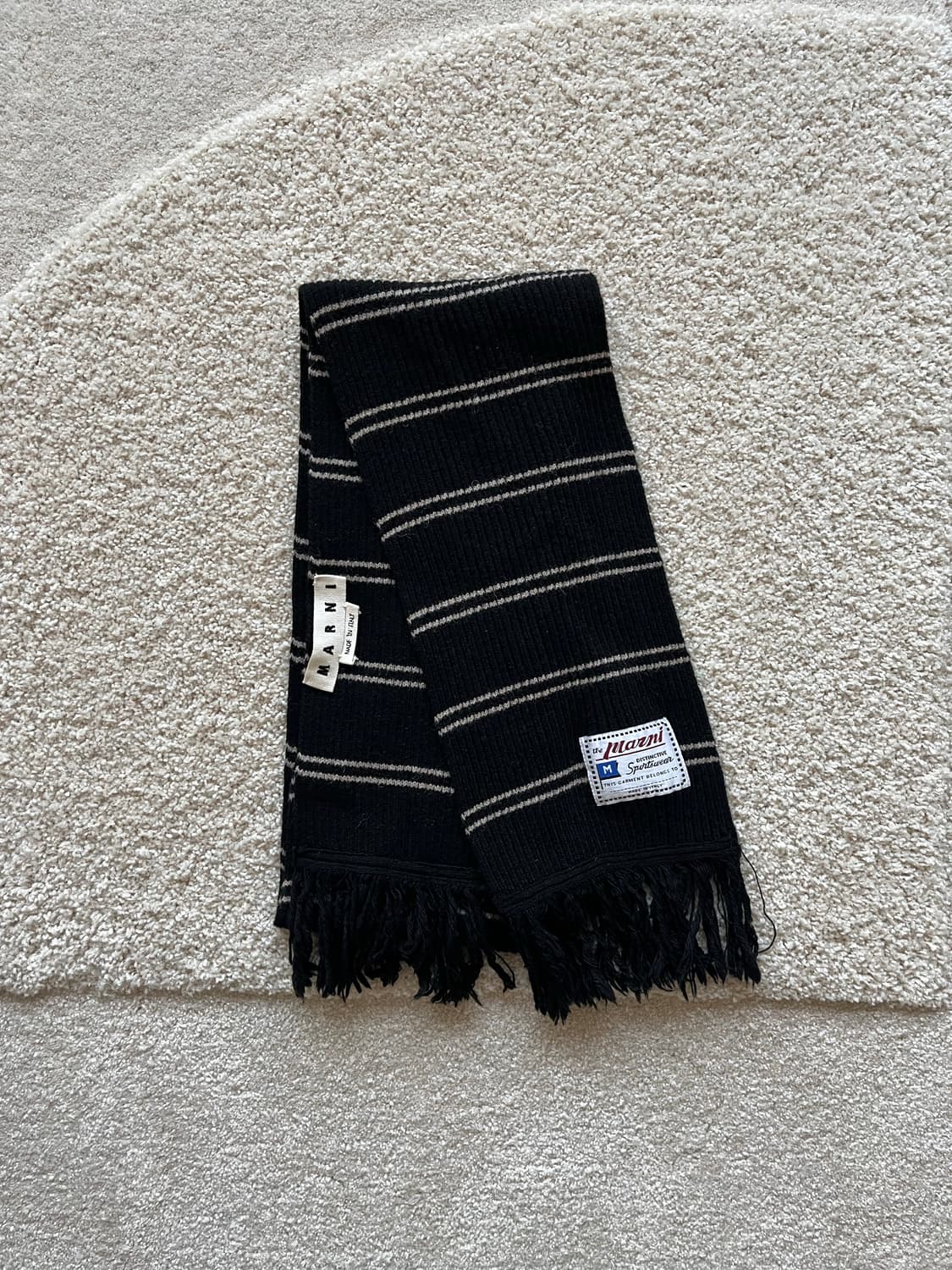 마르니 이태리 블랙 스트라이프 머플러 상품이미지2